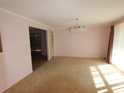 13 Stefania Mews, Whittington