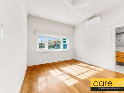 6 Bath Road, Glen Iris