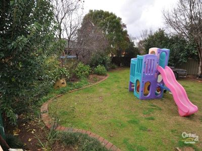 17 Kingfisher Street, Dubbo