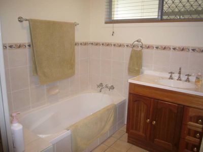 12 Barton Street, Underwood