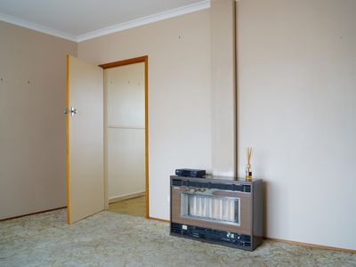 2 Bleakley Street, Horsham