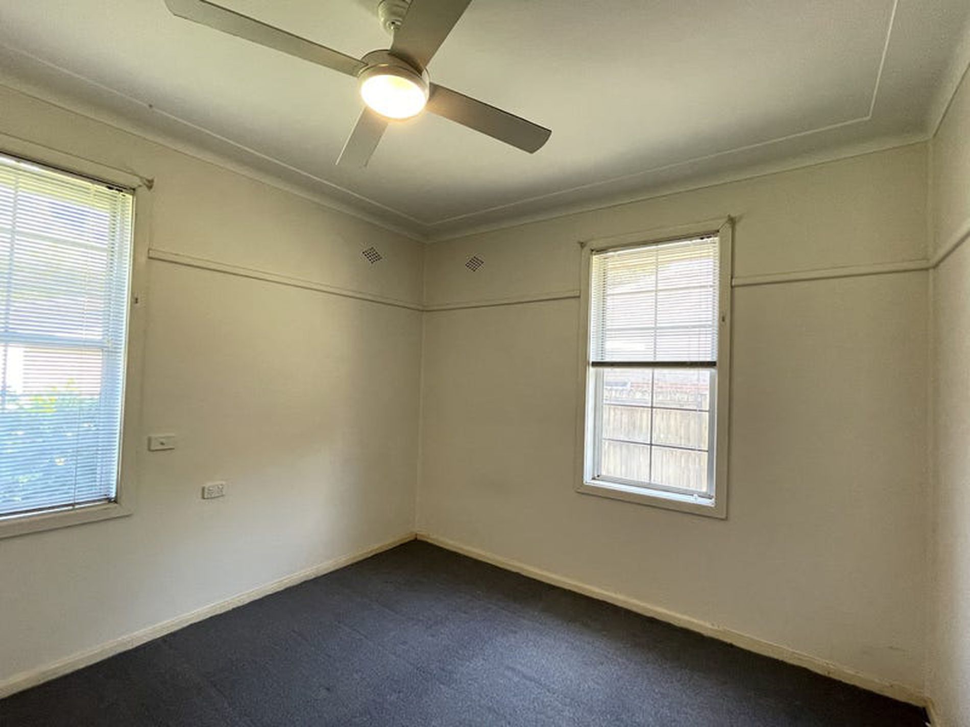 118 Eastview Avenue, North Ryde