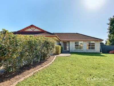 12 Fuller Avenue, Meadowbrook