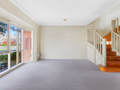 2 Whittaker Court, Williamstown