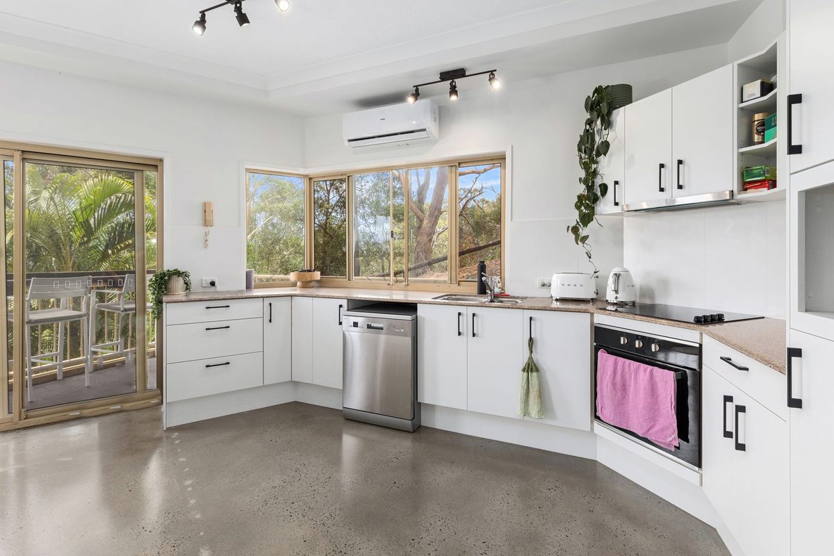 8 / 28 Panorama Drive, Currumbin