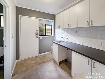 2 Mintern Crescent, Horsham