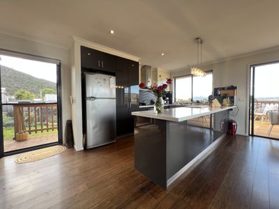 6 Chester Court, Chigwell