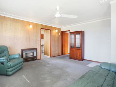 18 Booth Street, Warilla