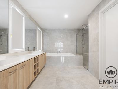 19 Balcarra St, Clyde North