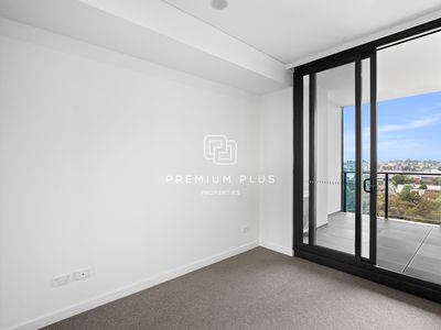 802 / 36 Kitchener Parade, Bankstown