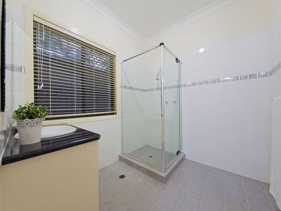 63 Richard Street, Lota