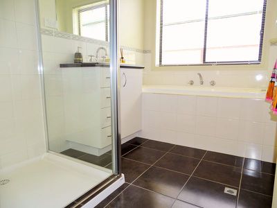 108 Cleeland Place, Kerang