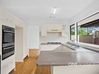 22 Fir Crescent, Albion Park Rail