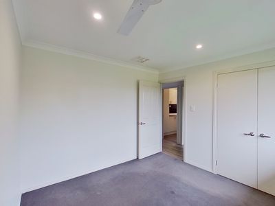 7 Websdale Drive, Dubbo