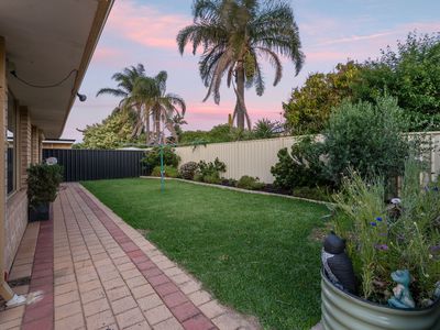 10 Turquoise Court, Forrestfield