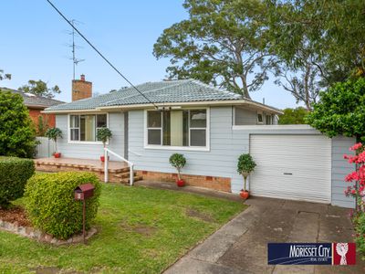 8 Helena Street, Balcolyn