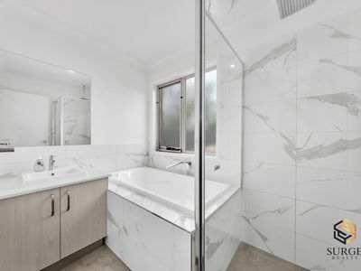 15-17 Voyage Cct, Corio