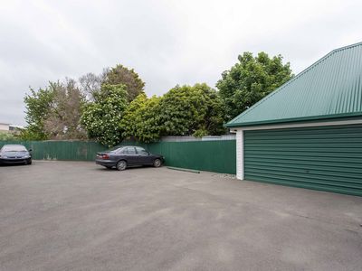 6 / 24 Harman Street, Addington