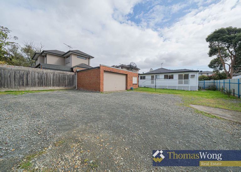 2 Leumear Street, Oakleigh East
