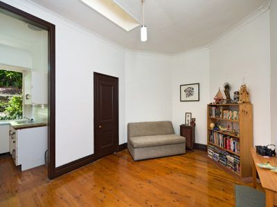 8 Victoria Road, Glebe