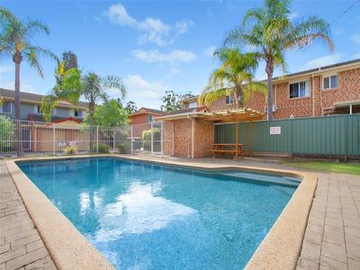 25 / 10 Harris Road, Underwood