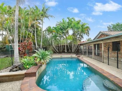 18 Lurnea Crescent, Mountain Creek