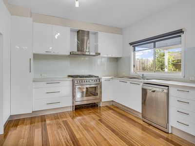 242 Mason Street, Altona North