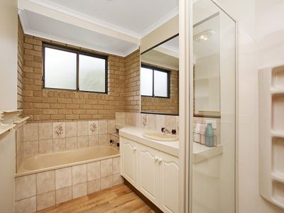 4 Karula Close, Kangaroo Flat