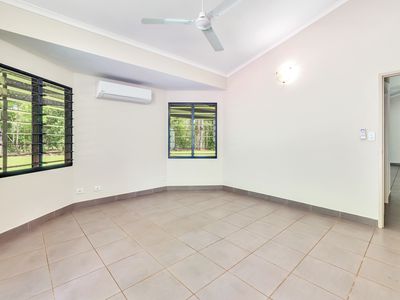 280 Beddington Road, Herbert