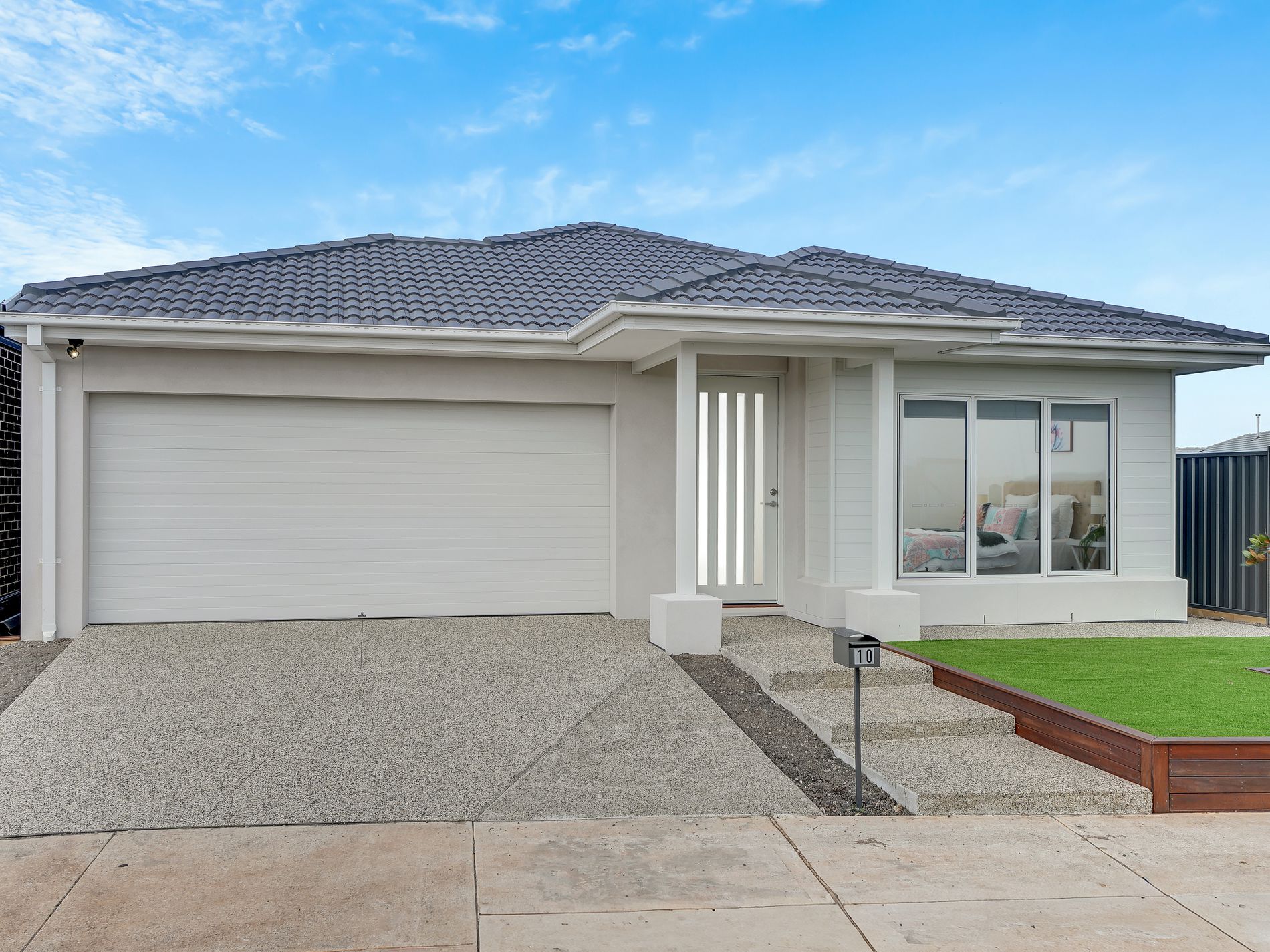 10 Ardisia Way, Manor Lakes
