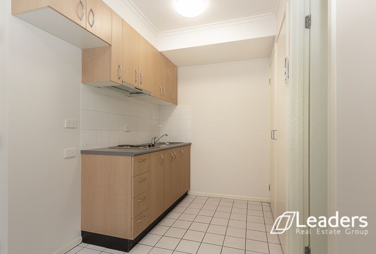 423 / 118 Franklin Street, Melbourne