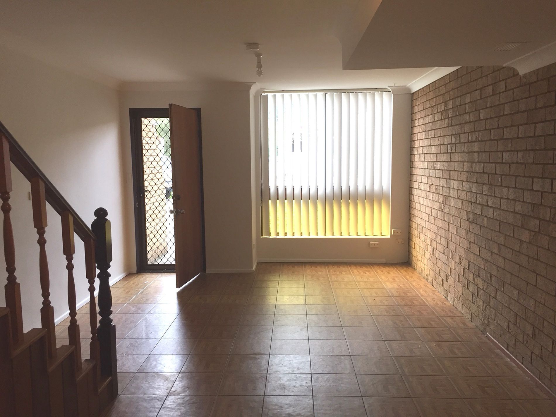 5 / 2 Blackbutt Way, Barrack Heights