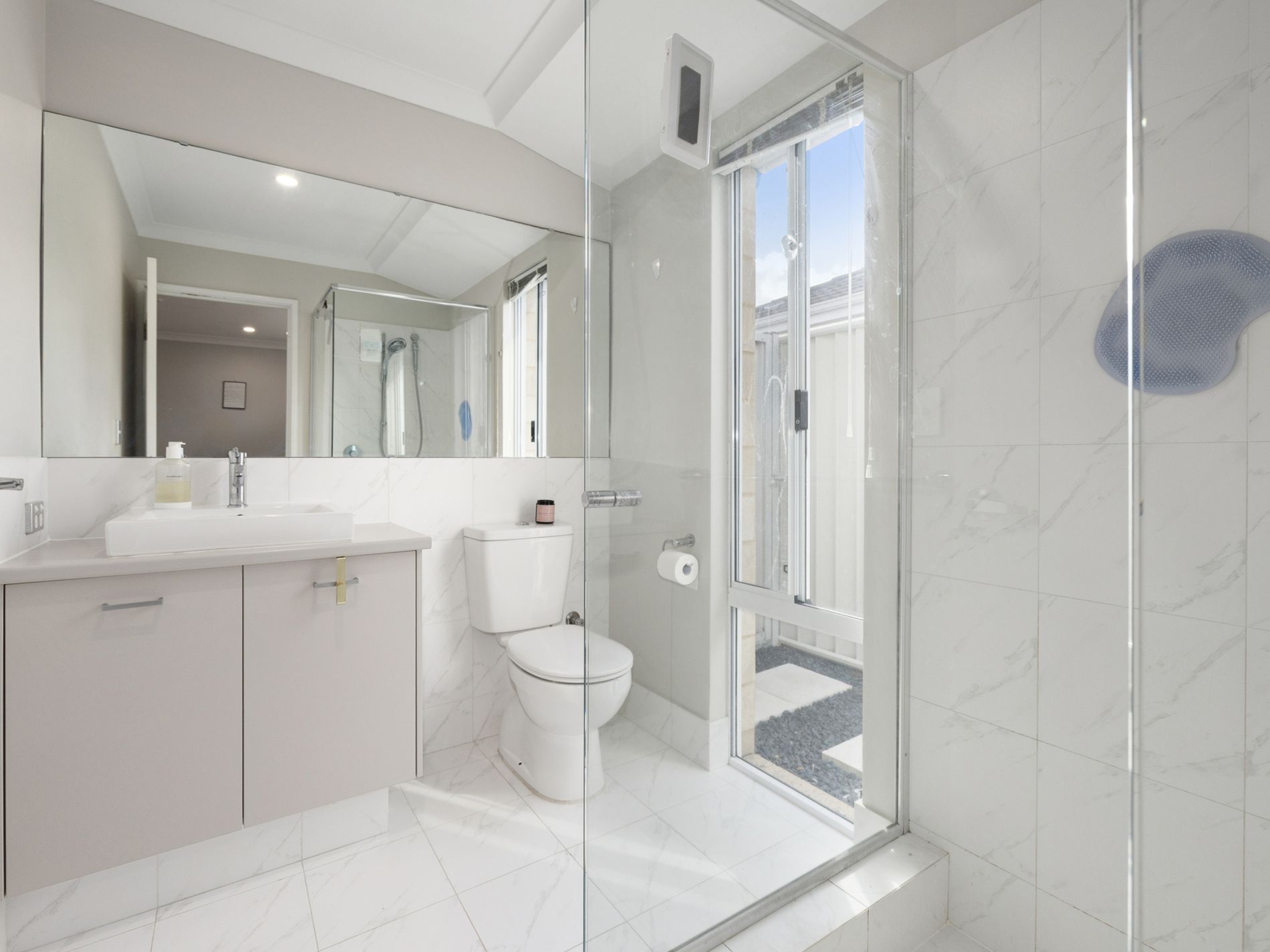 4 Fernhill Promenade, Harrisdale