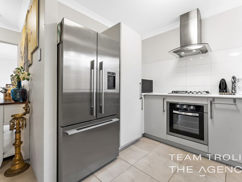 3 / 383 Carrington Street, Hamilton Hill