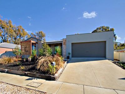 28 The Heath, Eaglehawk