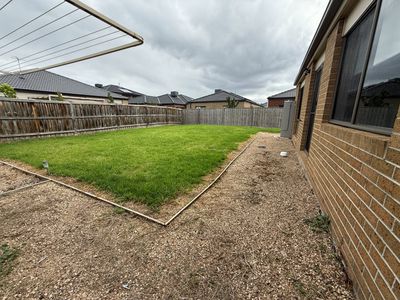 4 Gulf Road, Point Cook