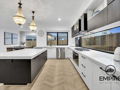 45 Stonefox Circuit, Clyde North