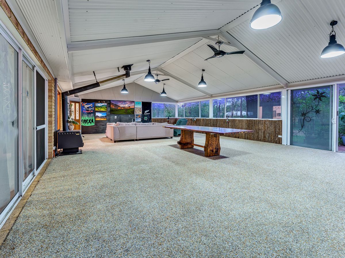 71 Serpentine Way, Stake Hill