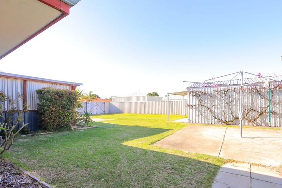 3 Pingrup Court , Waikiki