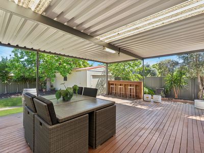 8 Grantley Avenue, Daw Park