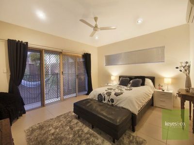 39 Waterlily Circuit, Douglas