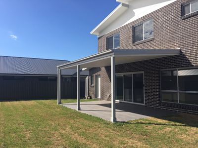 25 Brushgrove Circuit, Calderwood