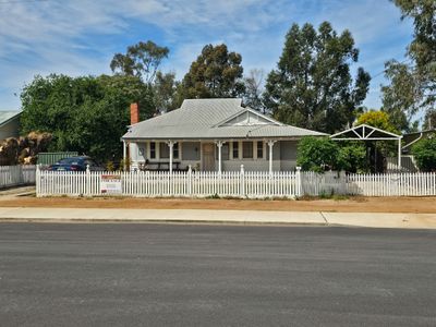 6 Thornton Avenue, Kellerberrin