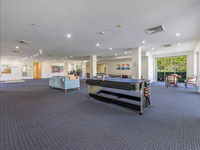 522 / 66 SICKLE AVENUE, Hope Island