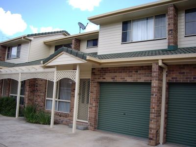 2 / 70 Herries Street, Toowoomba