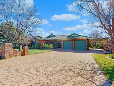 42 Eden Park Avenue, Dubbo
