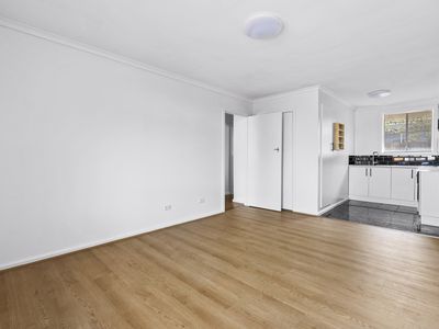 4 / 31 Larbert Road, Noble Park