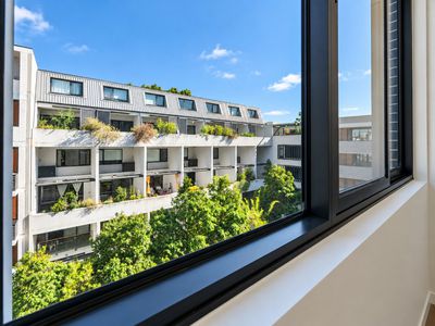 610 / 219-231 Botany Road, Waterloo
