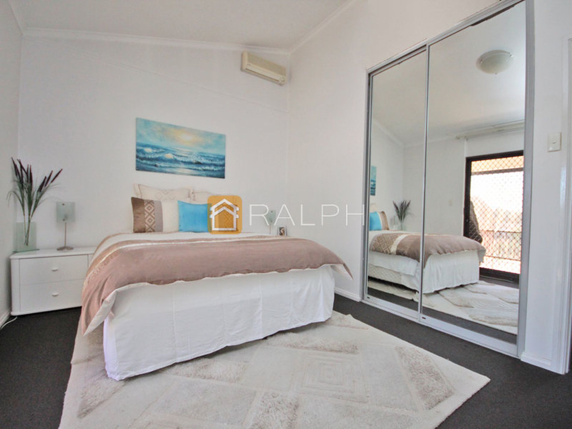 2 / 18 Chiswick Street, Greenacre