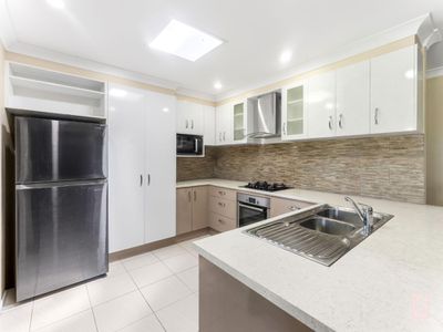 44 Charmian Crescent, Watanobbi